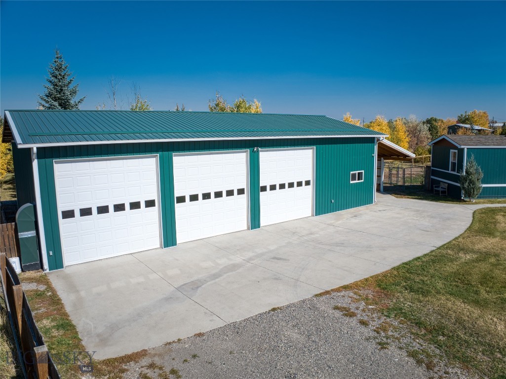 Peak View - Commercial Sale