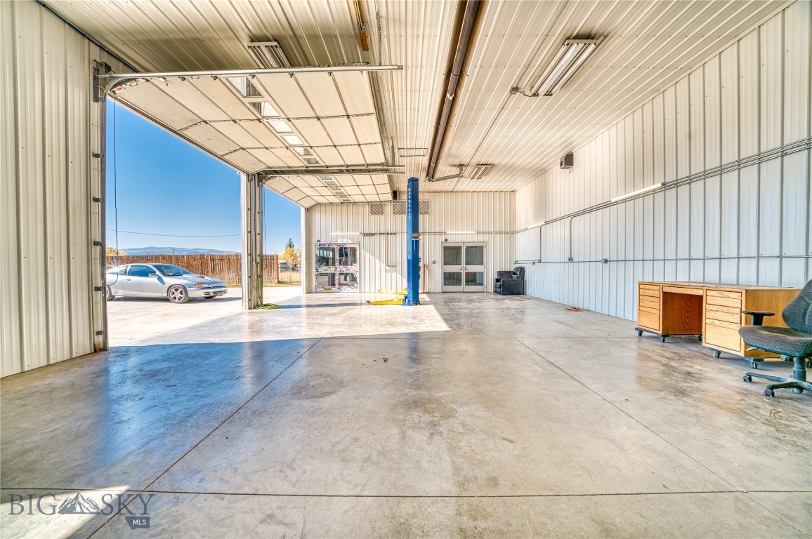 511 Table Mountain Drive