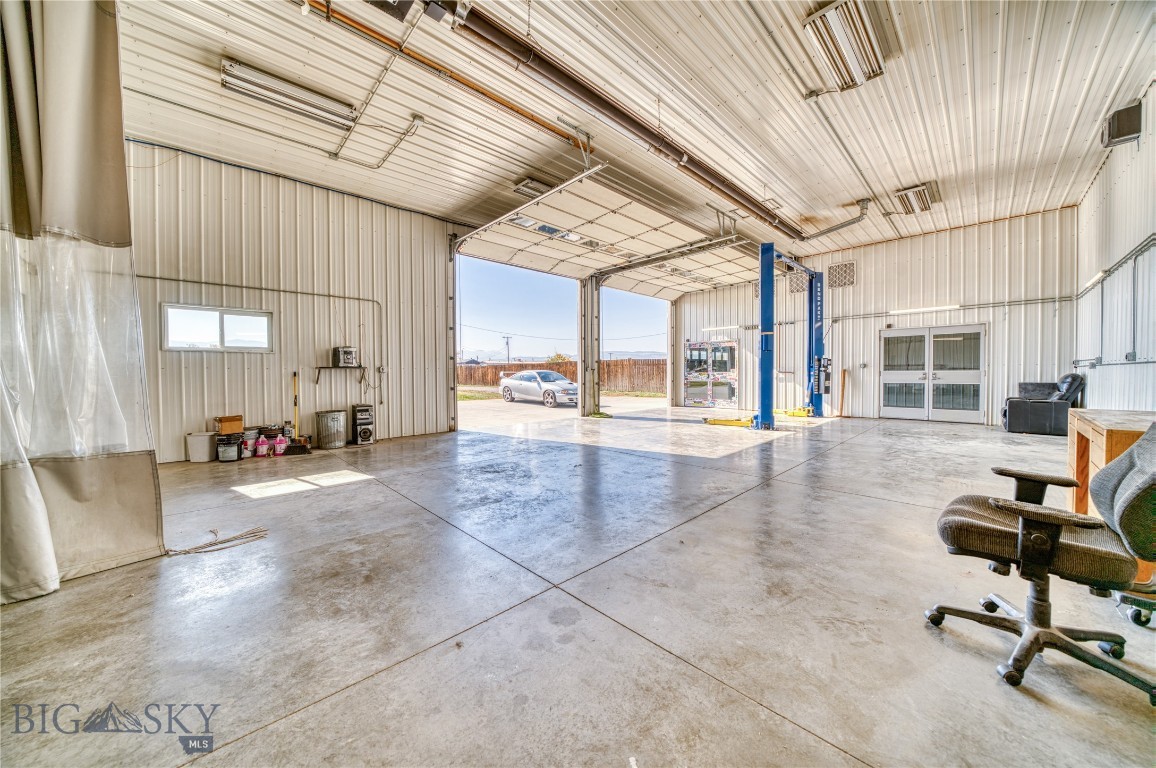 511 Table Mountain Drive