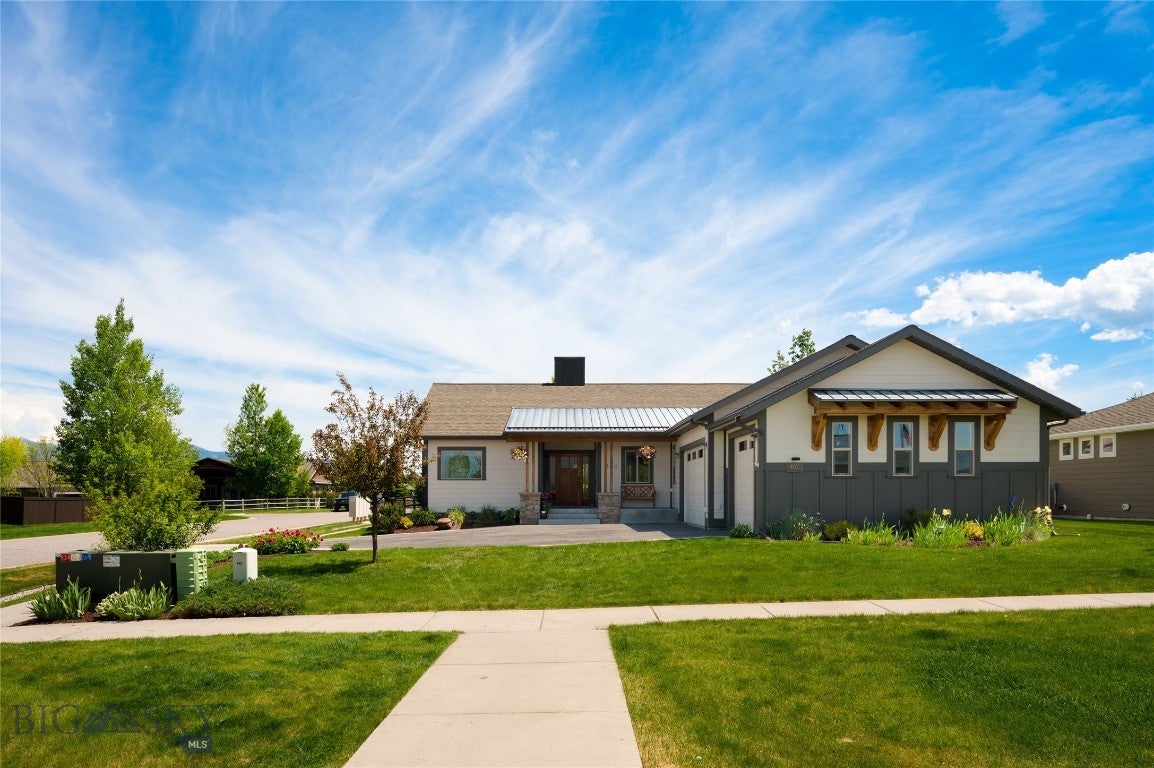 402 Circle F Trail