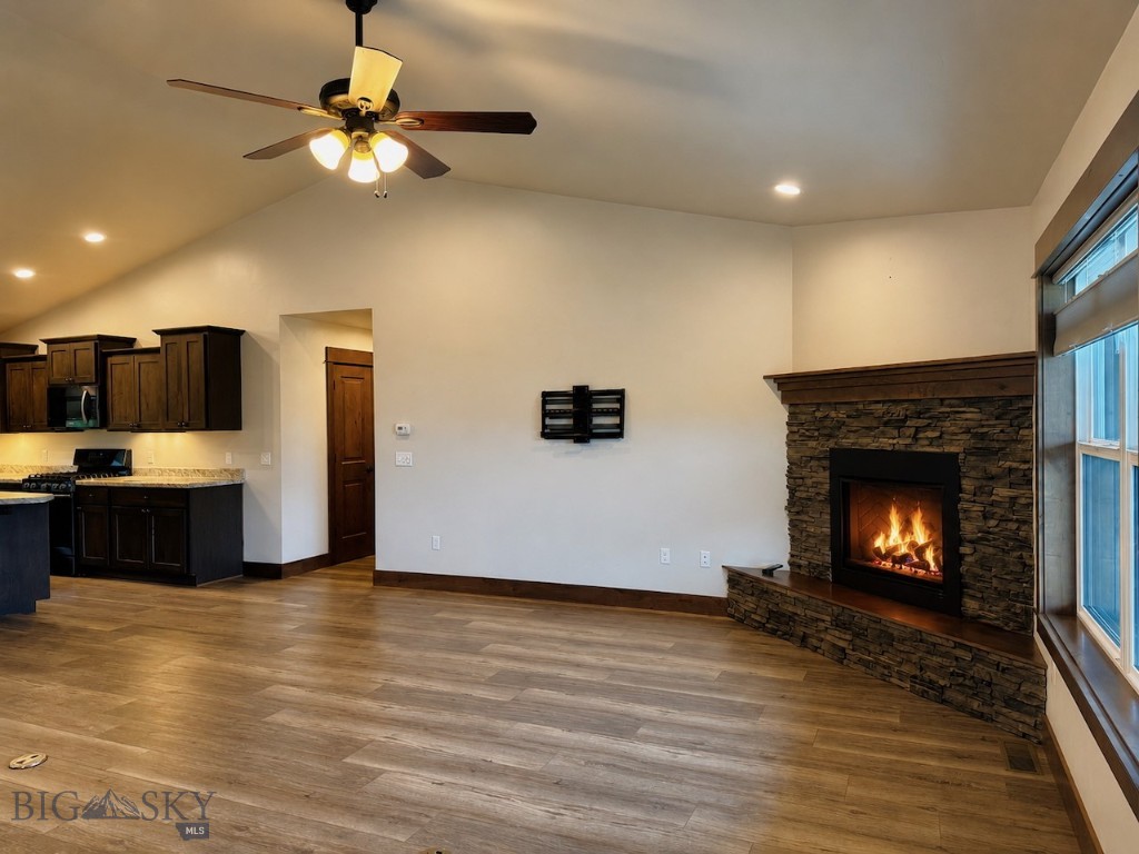Discovery Vista - Residential