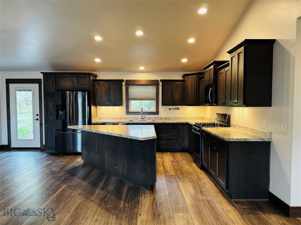 Discovery Vista - Residential