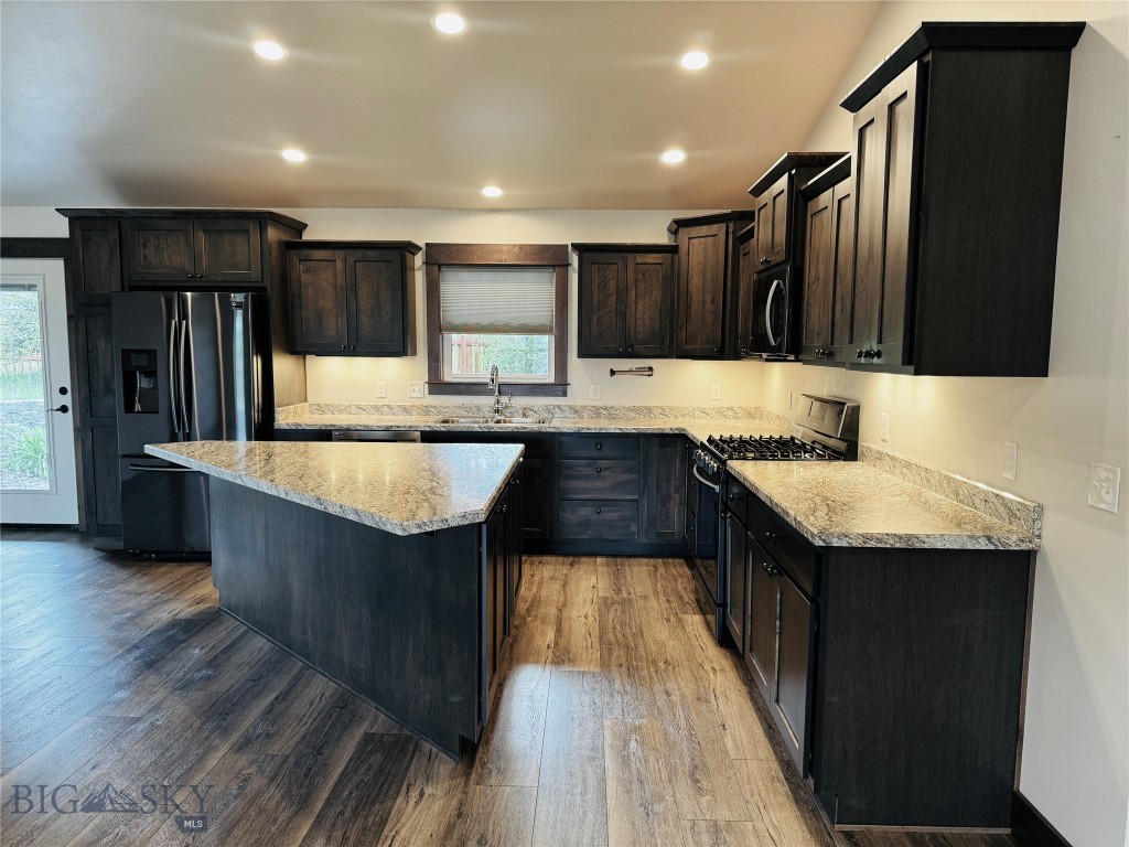 Discovery Vista - Residential