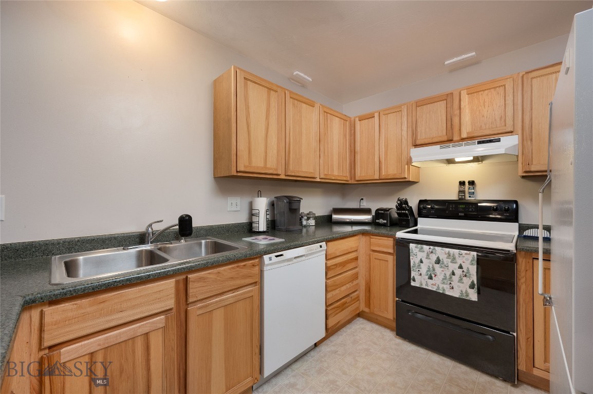 Madison Court Condos - Residential