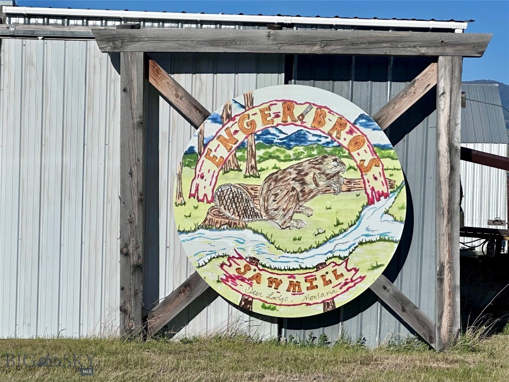 829 Airport Road