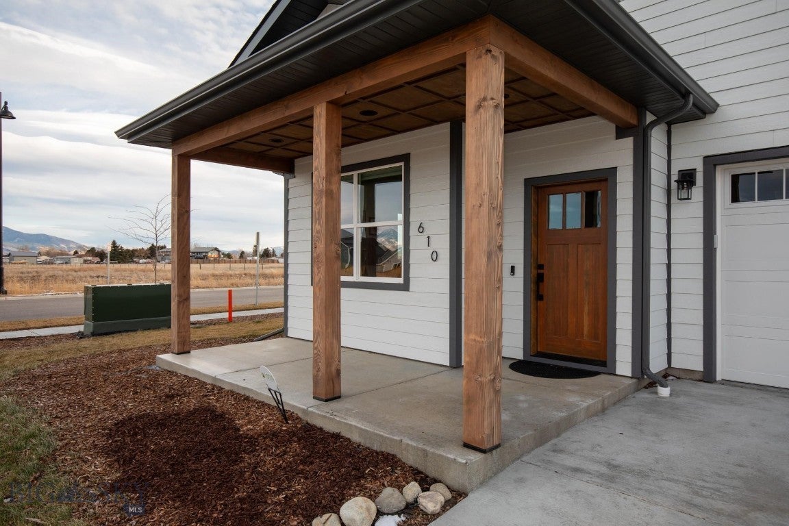 610 Spaniel Lane