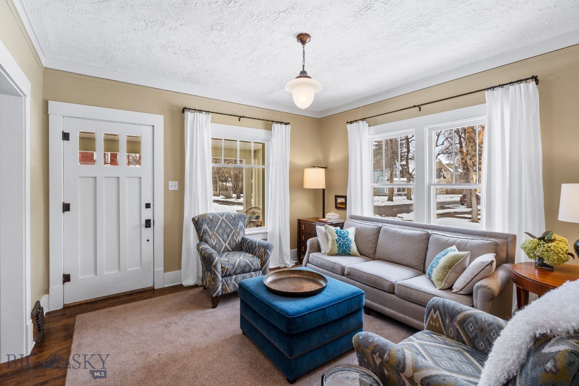 Bozeman, Montana 59715, United States, 4 Bedrooms Bedrooms, ,3 BathroomsBathrooms,Residential,Pending,61084