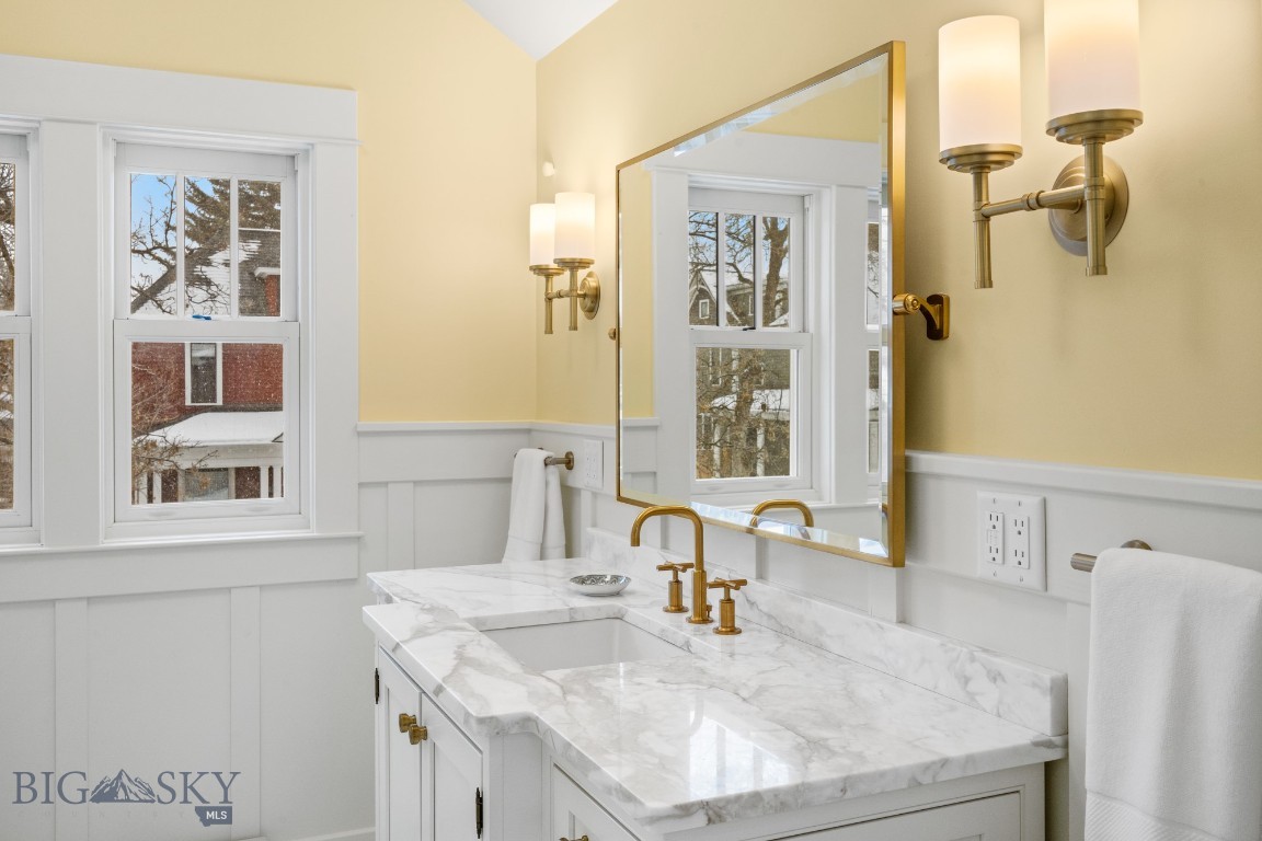 Bozeman, Montana 59715, United States, 4 Bedrooms Bedrooms, ,3 BathroomsBathrooms,Residential,Pending,61084