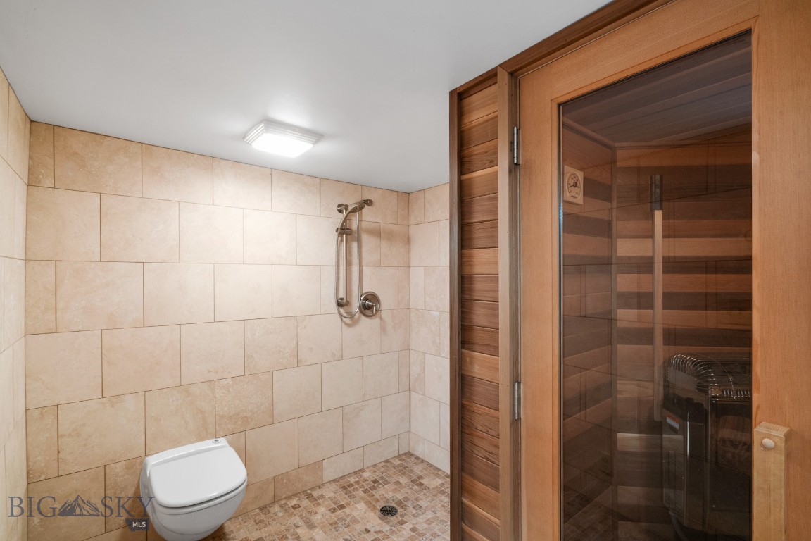 Bozeman, Montana 59715, United States, 4 Bedrooms Bedrooms, ,3 BathroomsBathrooms,Residential,Pending,61084