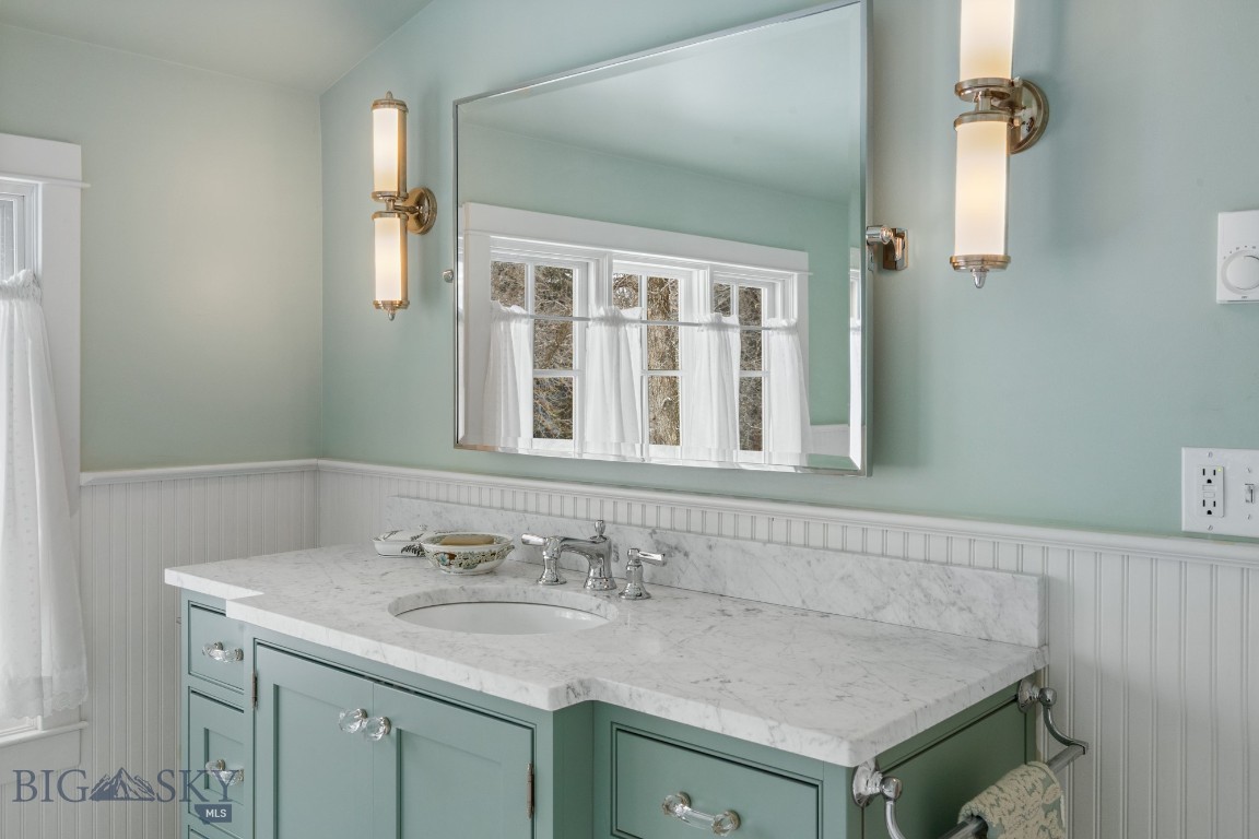 Bozeman, Montana 59715, United States, 4 Bedrooms Bedrooms, ,3 BathroomsBathrooms,Residential,Pending,61084