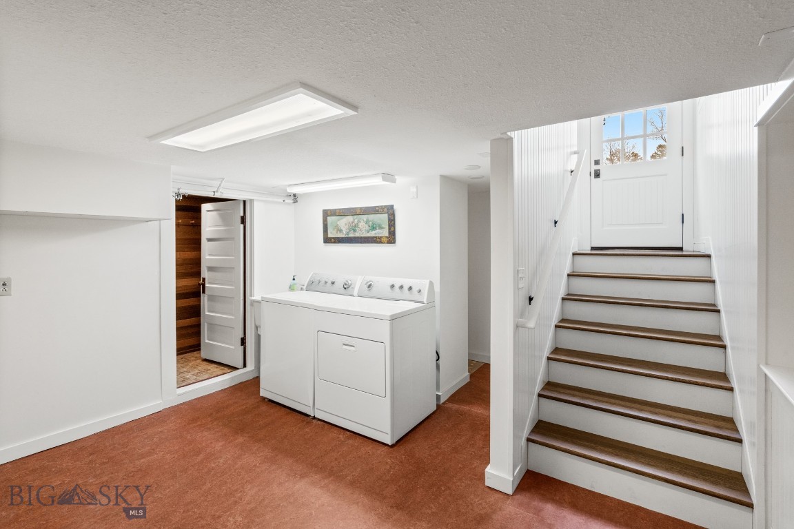 Bozeman, Montana 59715, United States, 4 Bedrooms Bedrooms, ,3 BathroomsBathrooms,Residential,Pending,61084