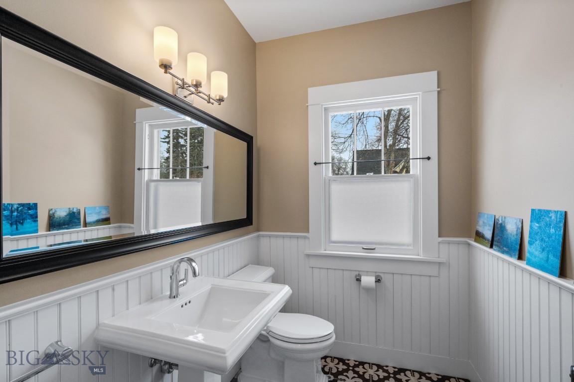 Bozeman, Montana 59715, United States, 4 Bedrooms Bedrooms, ,3 BathroomsBathrooms,Residential,Pending,61084