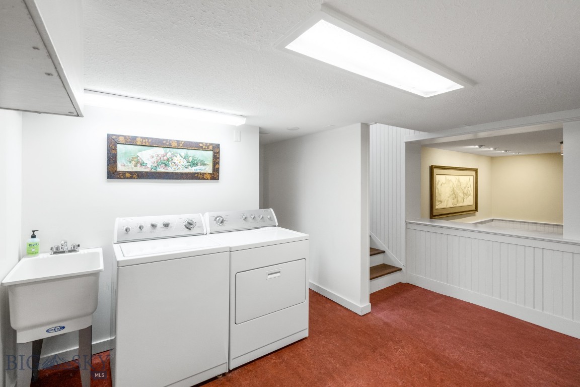 Bozeman, Montana 59715, United States, 4 Bedrooms Bedrooms, ,3 BathroomsBathrooms,Residential,Pending,61084