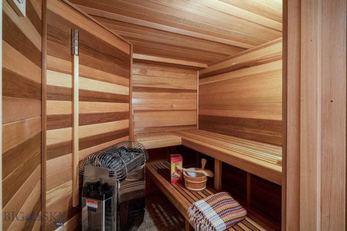 Bozeman, Montana 59715, United States, 4 Bedrooms Bedrooms, ,3 BathroomsBathrooms,Residential,Pending,61084