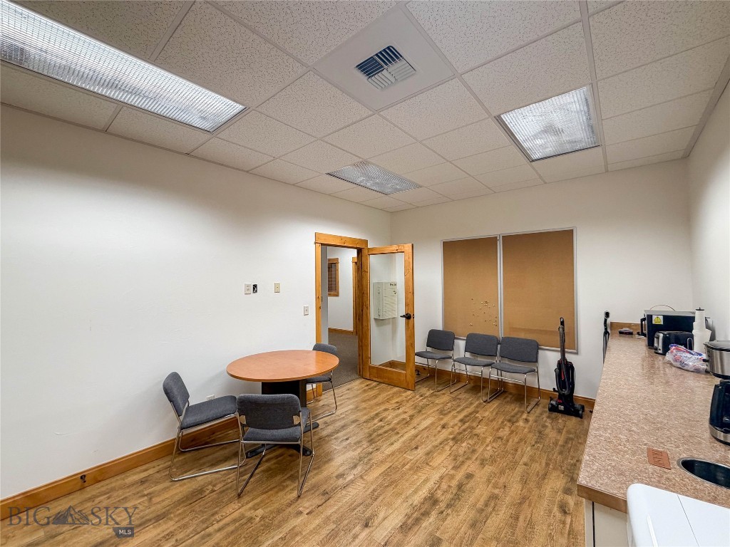 Cougar Park - Commercial Lease