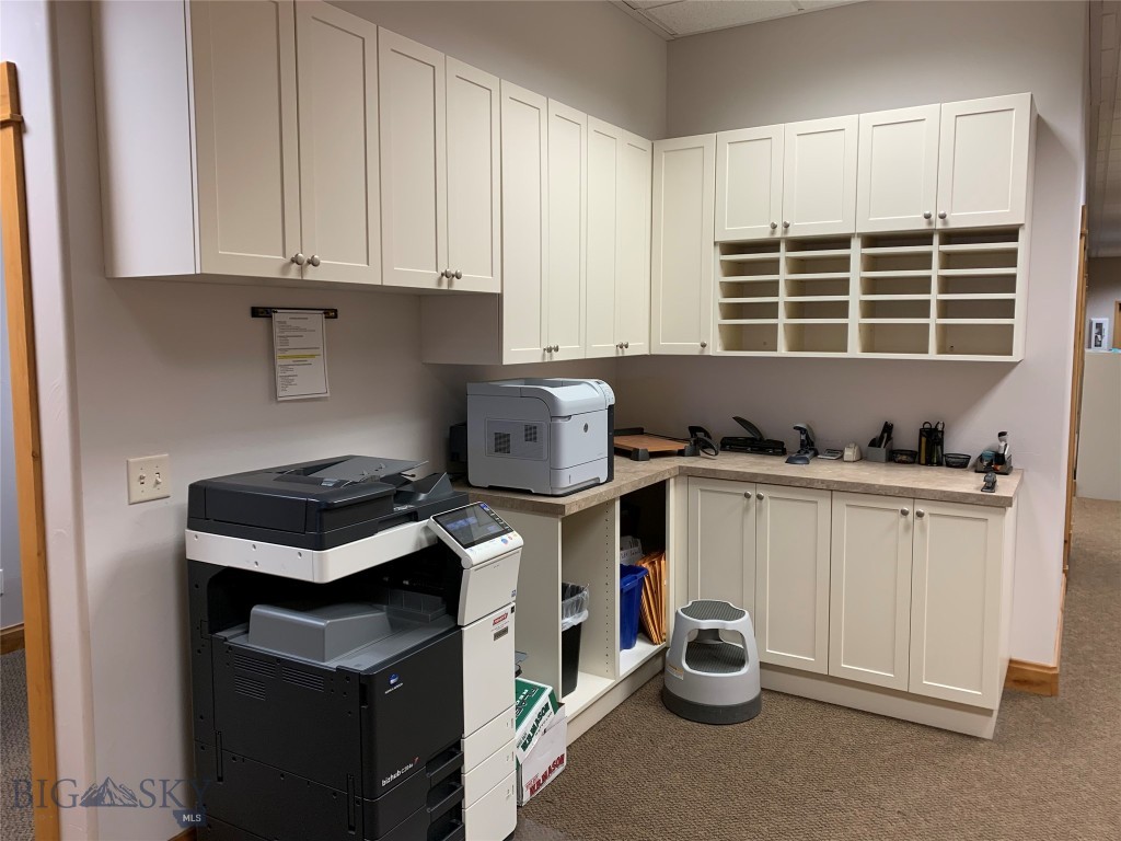 Cougar Park - Commercial Lease