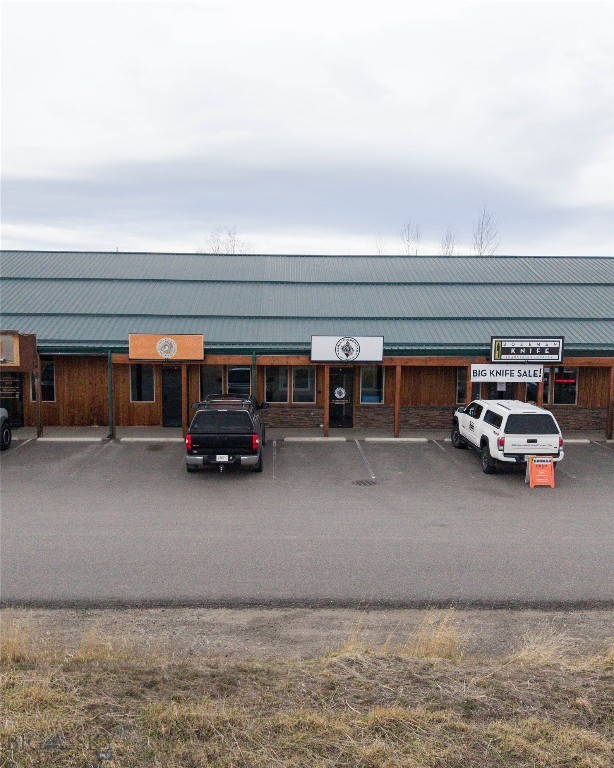 Rainbow - Commercial Lease