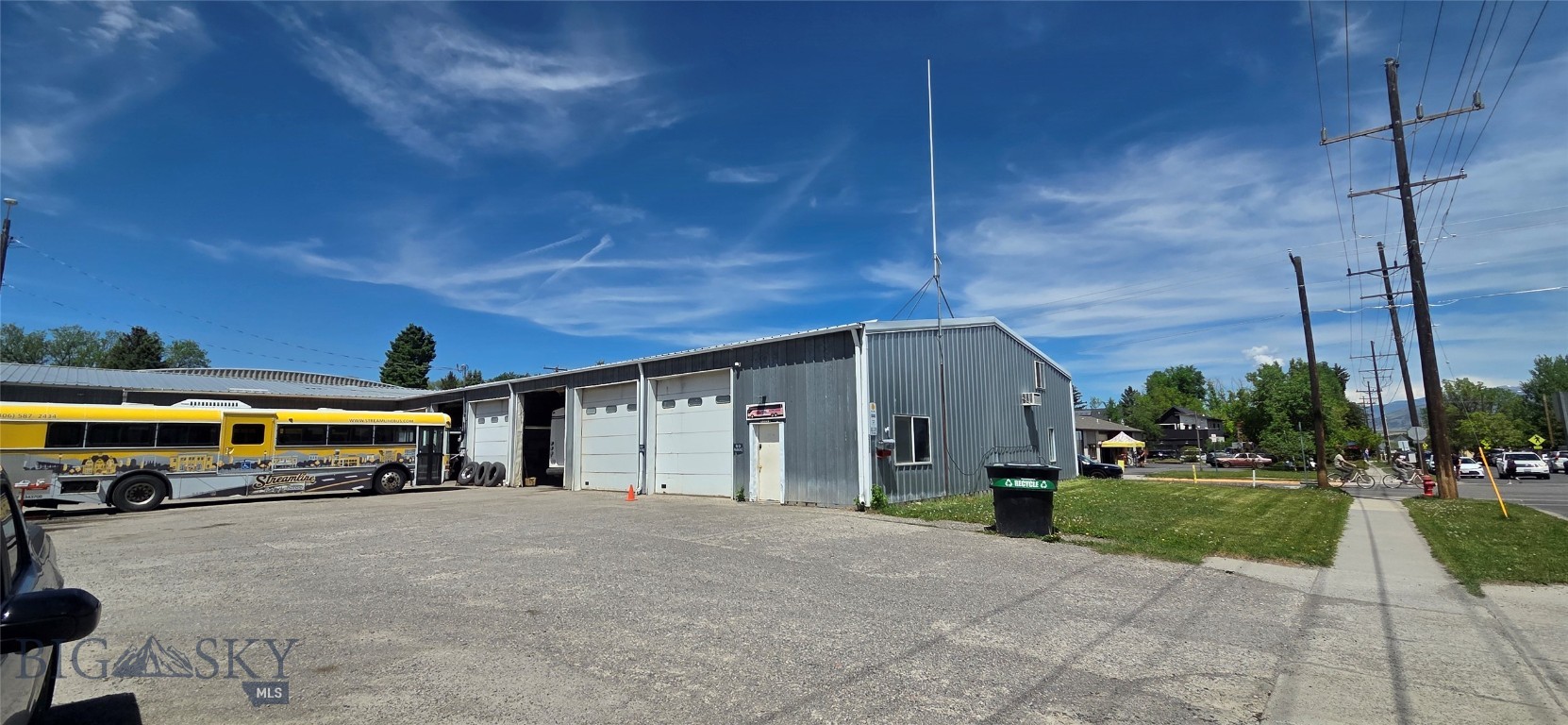 511 N Wallace