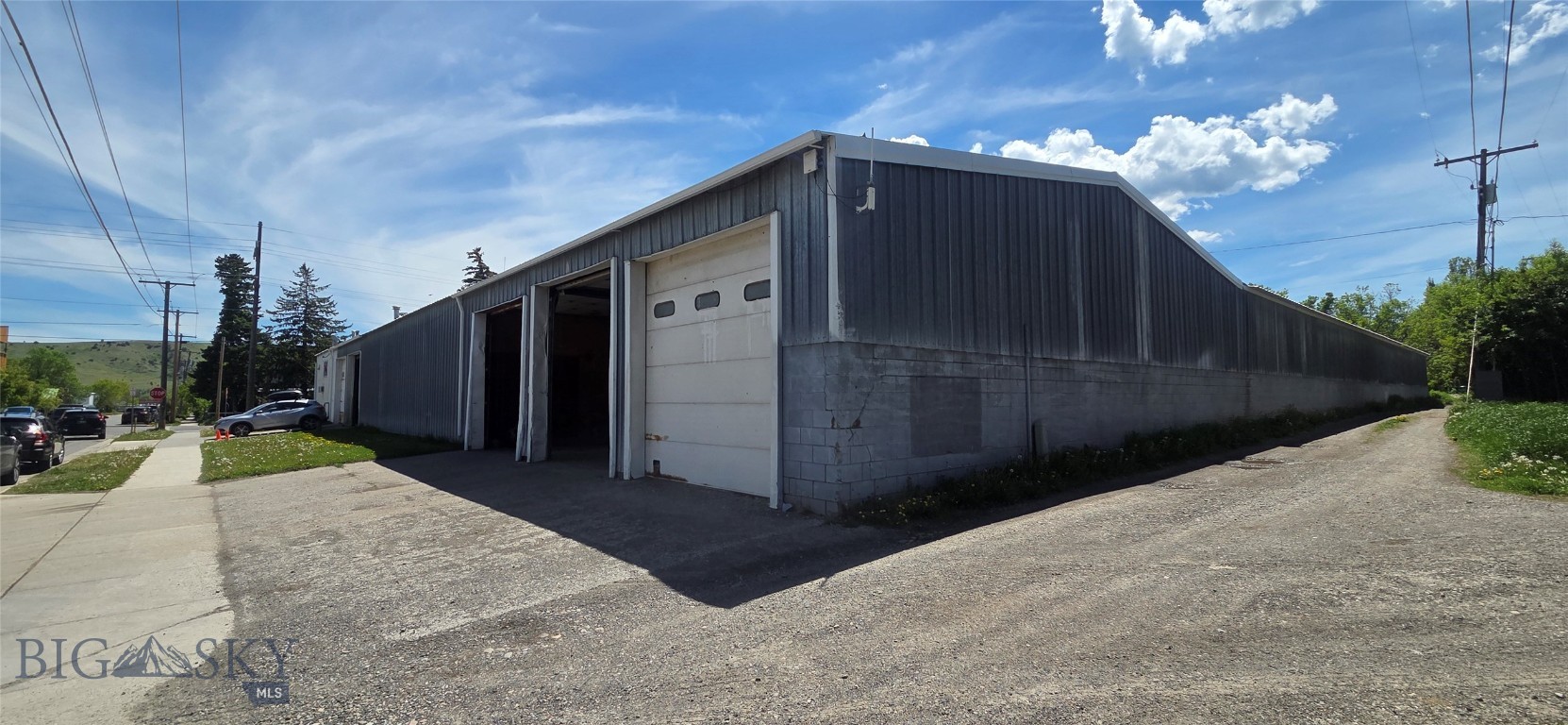 511 N Wallace