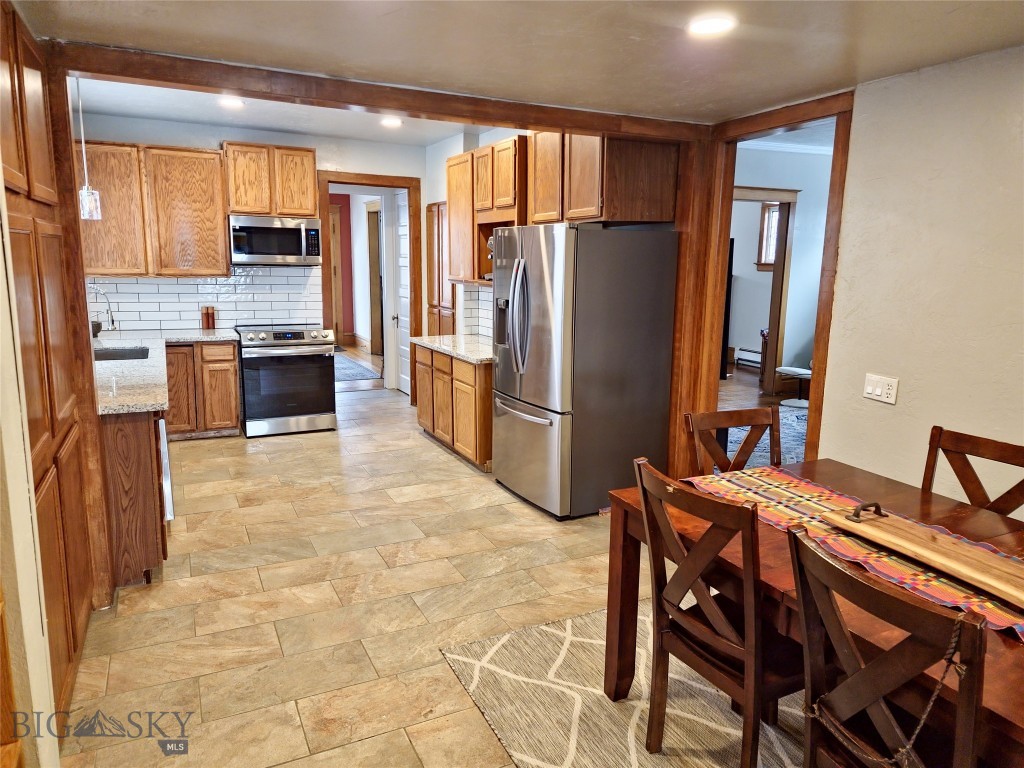 Butte, Montana 59701, United States, 4 Bedrooms Bedrooms, ,4 BathroomsBathrooms,Residential,Active,62163