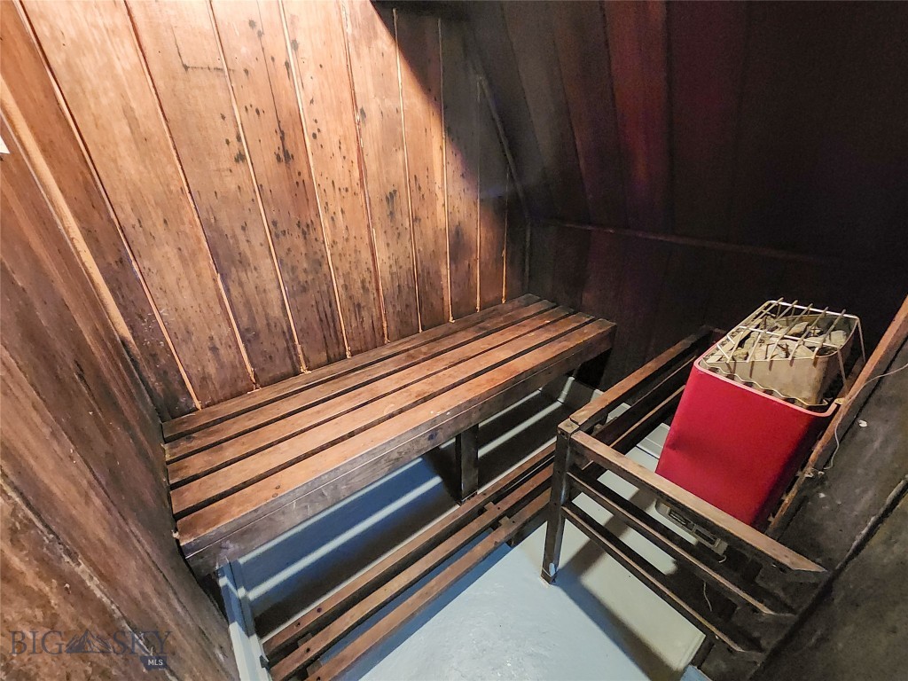 Butte, Montana 59701, United States, 4 Bedrooms Bedrooms, ,4 BathroomsBathrooms,Residential,Active,62163