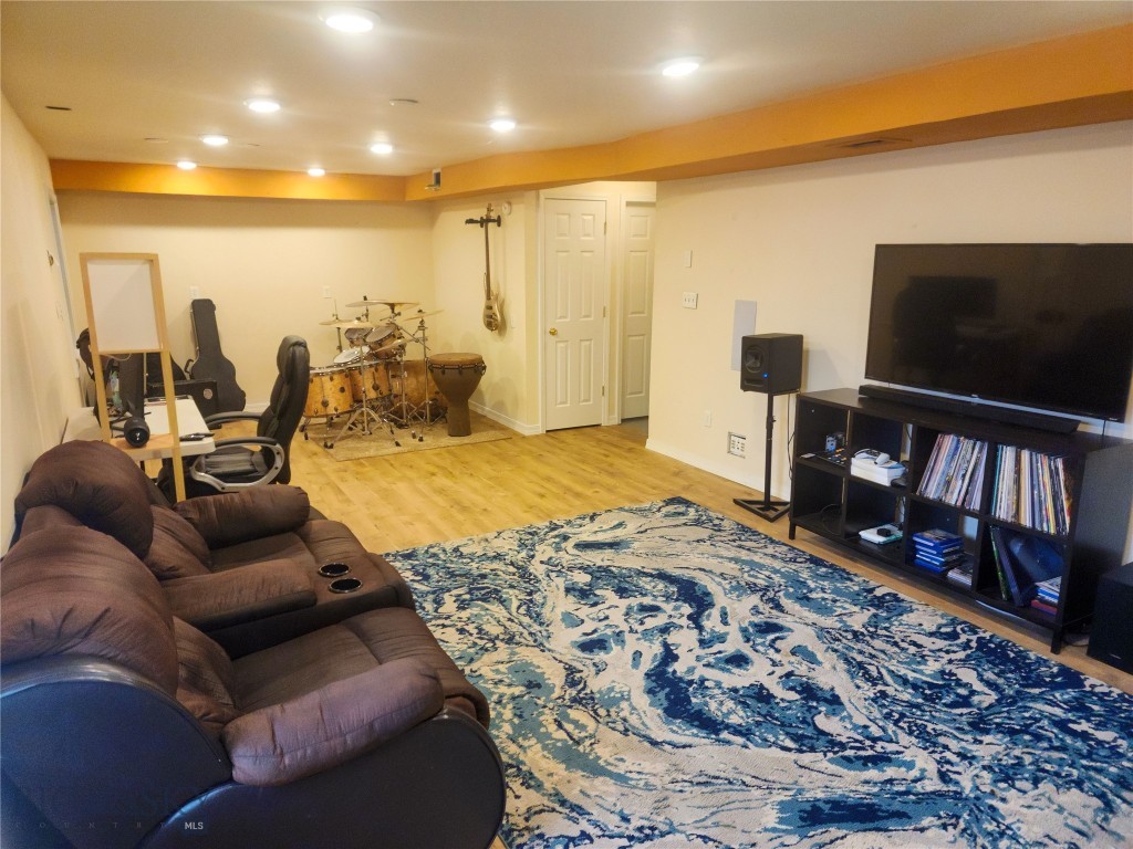 Butte, Montana 59701, United States, 4 Bedrooms Bedrooms, ,4 BathroomsBathrooms,Residential,Active,62163