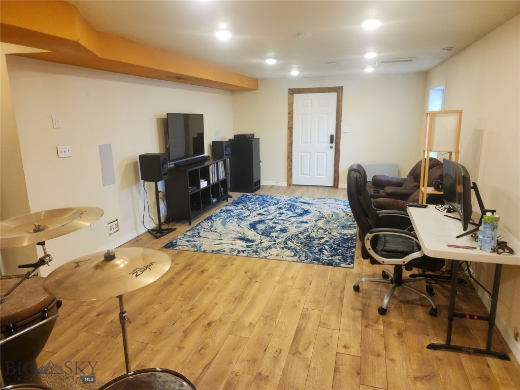 Butte, Montana 59701, United States, 4 Bedrooms Bedrooms, ,4 BathroomsBathrooms,Residential,Active,62163