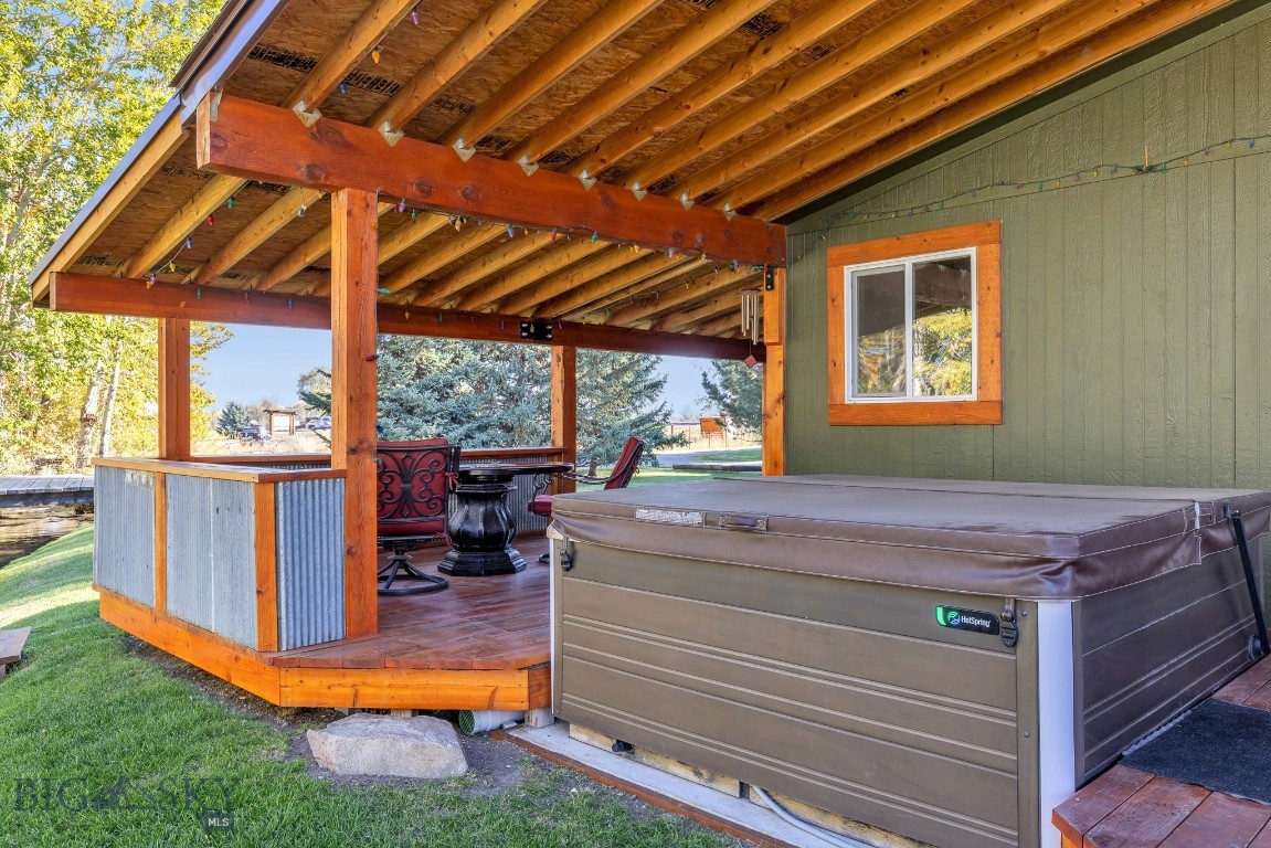 Bozeman, Montana 59718, United States, 3 Bedrooms Bedrooms, ,2 BathroomsBathrooms,Residential,Active,40293