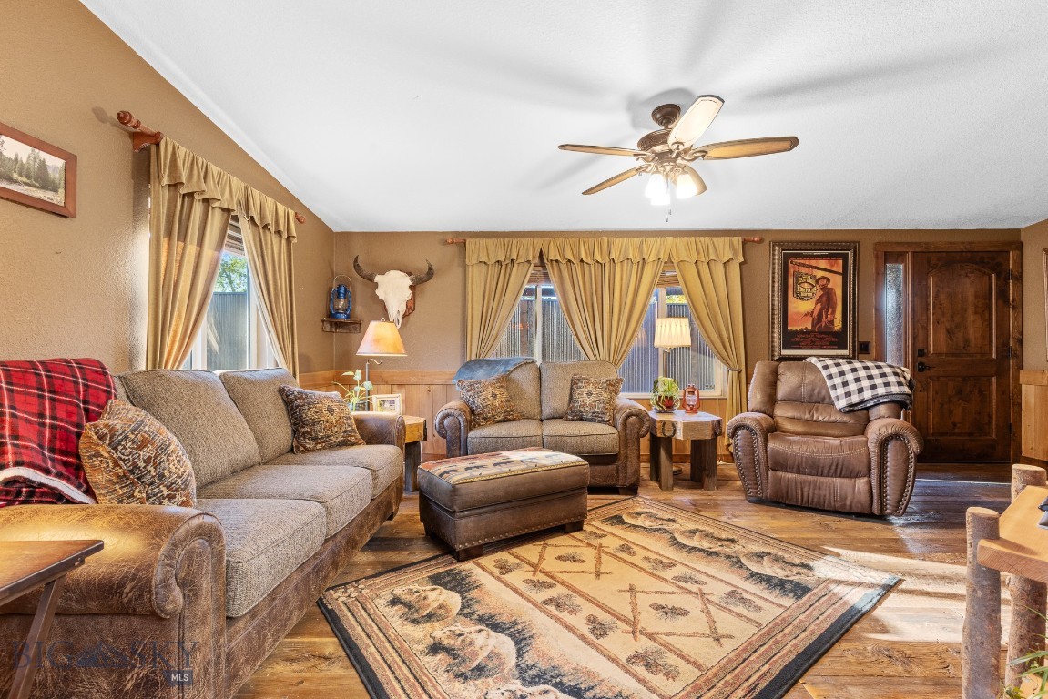 Bozeman, Montana 59718, United States, 3 Bedrooms Bedrooms, ,2 BathroomsBathrooms,Residential,Active,40293