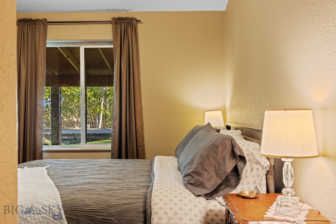 Bozeman, Montana 59718, United States, 3 Bedrooms Bedrooms, ,2 BathroomsBathrooms,Residential,Active,40293