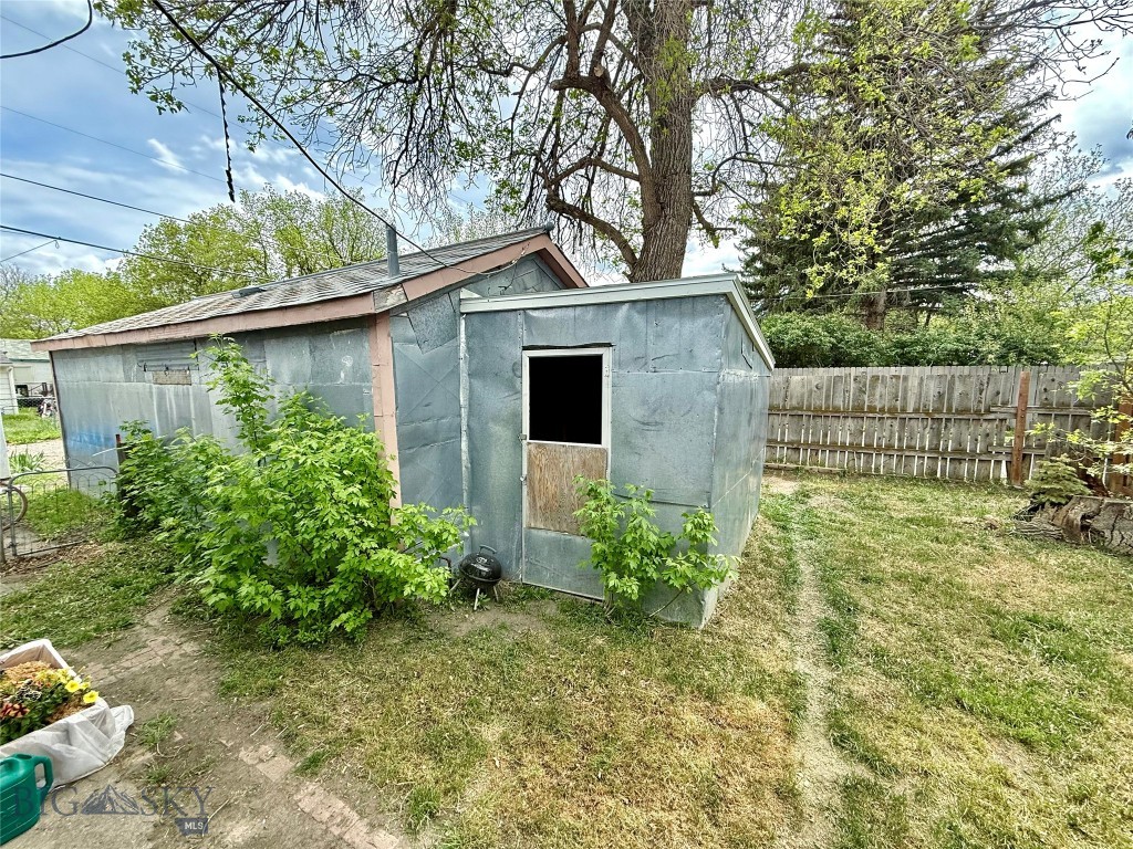 Livingston Original Plat - Residential Income