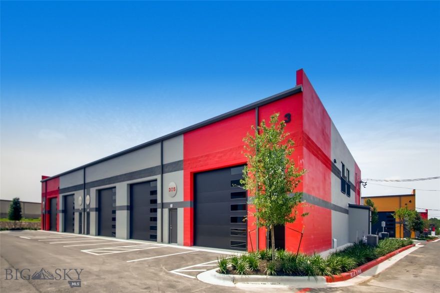 Personal Warehouse Belgrade / Bozeman: Light Industrial Zoning Ideal for Creative Office, Showroom, Fulfillment, Studio Space, Fitness, Light Industrial, and more!
No matter your needs – business, storage, or fun – we have the solution for you. With customizable interiors and standard amenities such as HVAC, power and unlimited access, owning your own unique space is more affordable than ever. 
PW Development has decades of experience leading the small bay warehouse and incubator industry which has grown in popularity and variety of usage. Work – Play with a

Personal Warehouse® as the only limit is your imagination!

Please see supplements for additional information on individual unit features.