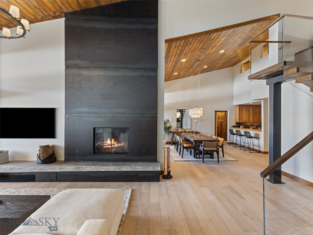 Big Sky, Montana 59716, United States, 5 Bedrooms Bedrooms, ,4 BathroomsBathrooms,Residential,Active,85516