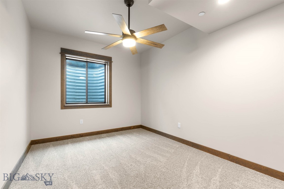 Amsterdam Village - Residential