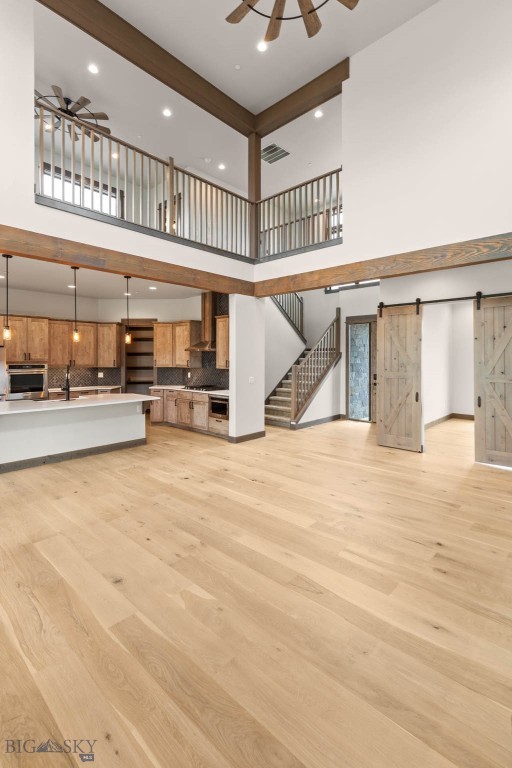 Amsterdam Village - Residential