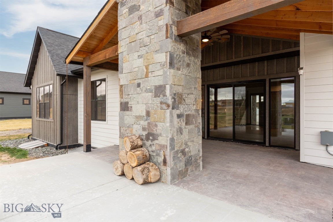 Amsterdam Village - Residential