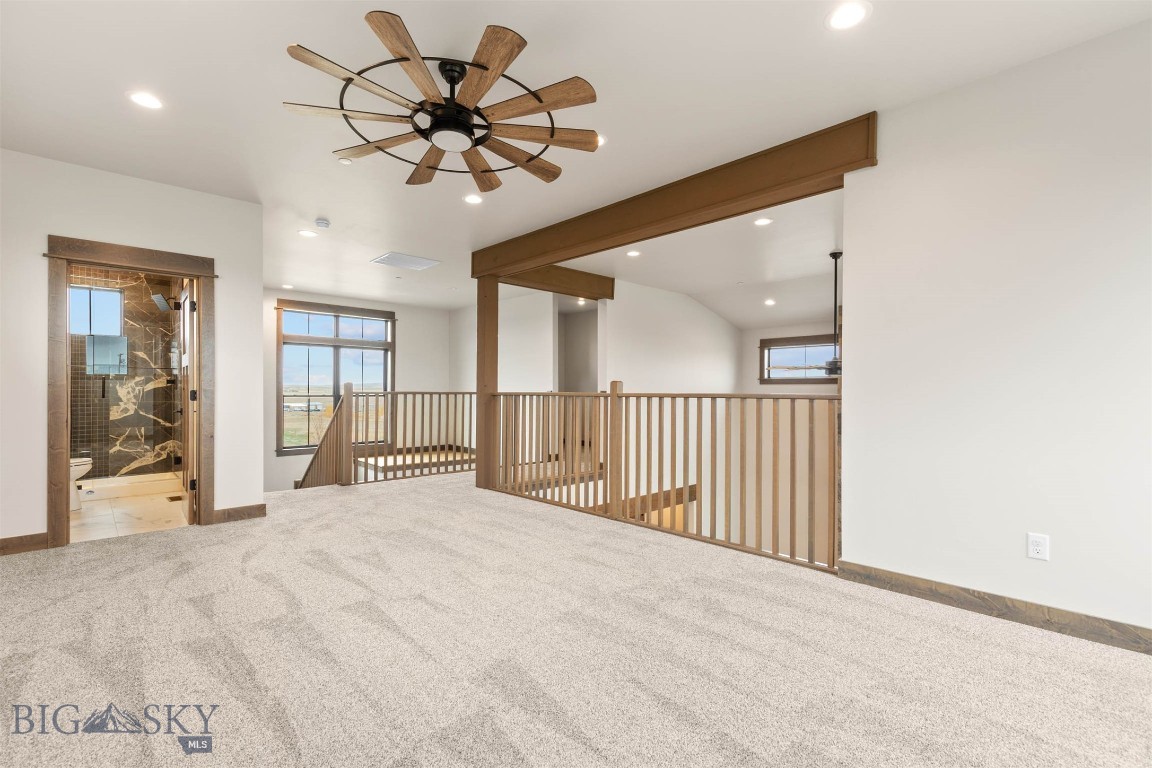 Amsterdam Village - Residential