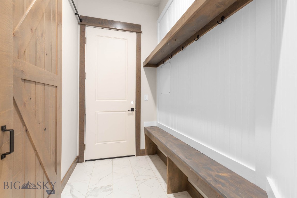 Amsterdam Village - Residential