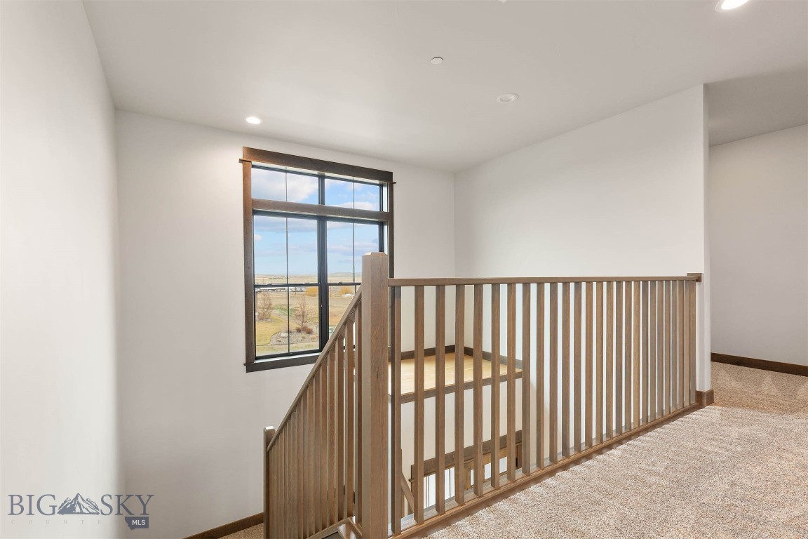 Amsterdam Village - Residential