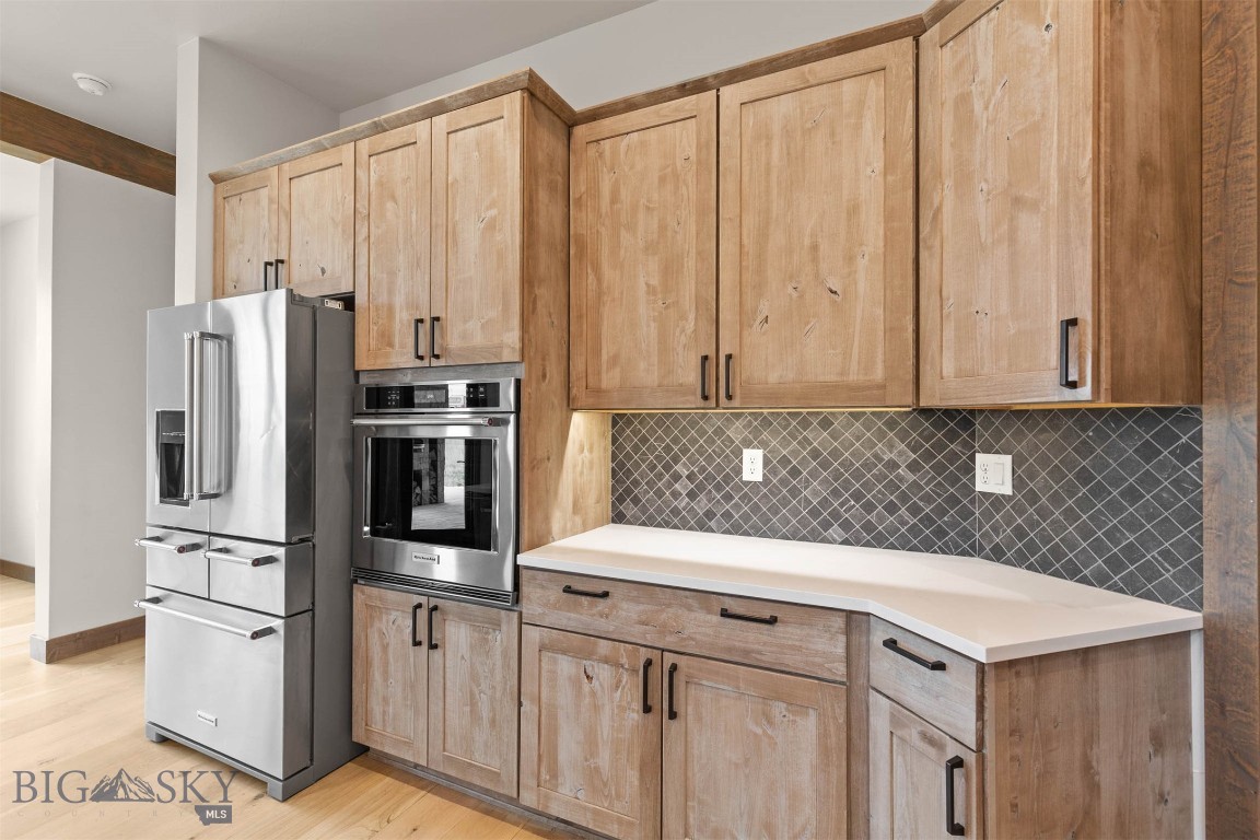 Amsterdam Village - Residential