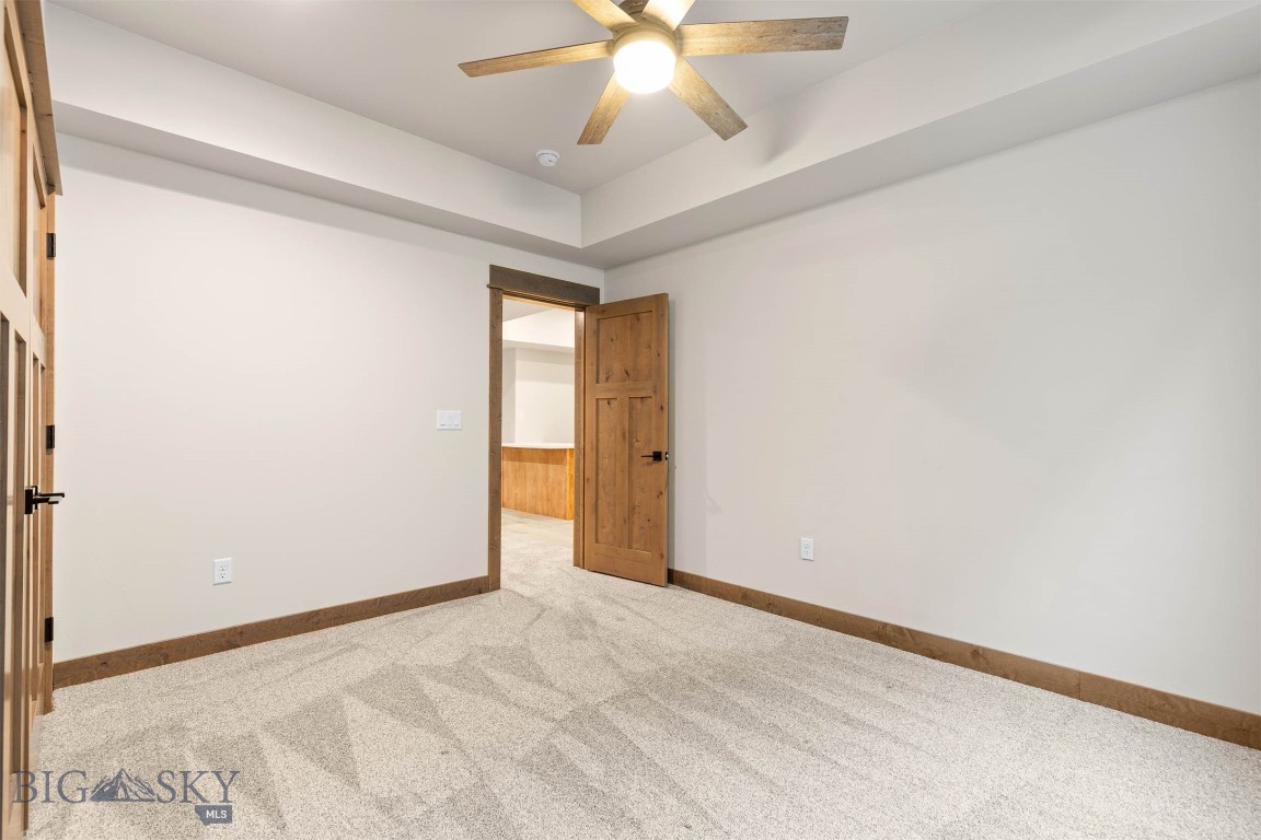 Amsterdam Village - Residential