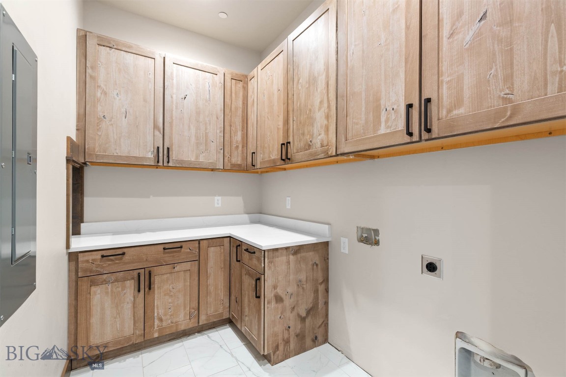 Amsterdam Village - Residential