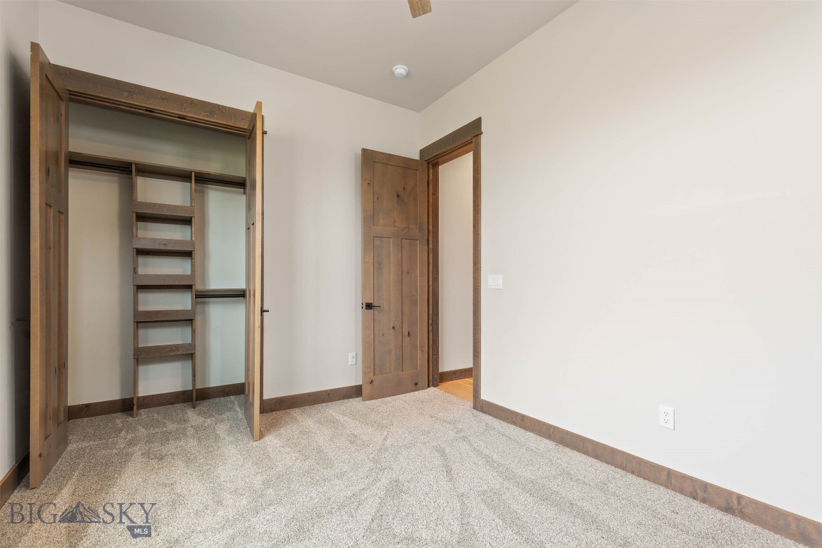 Amsterdam Village - Residential