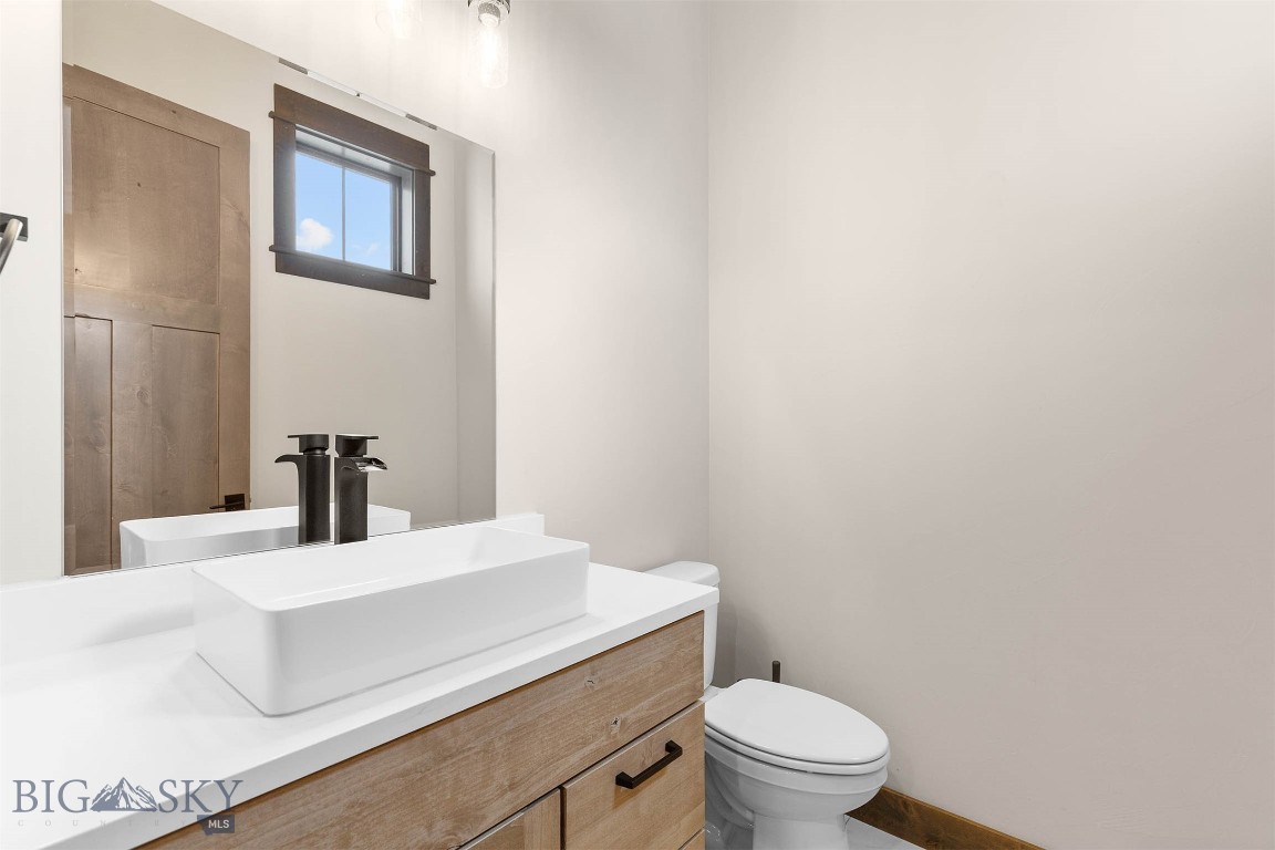 Amsterdam Village - Residential