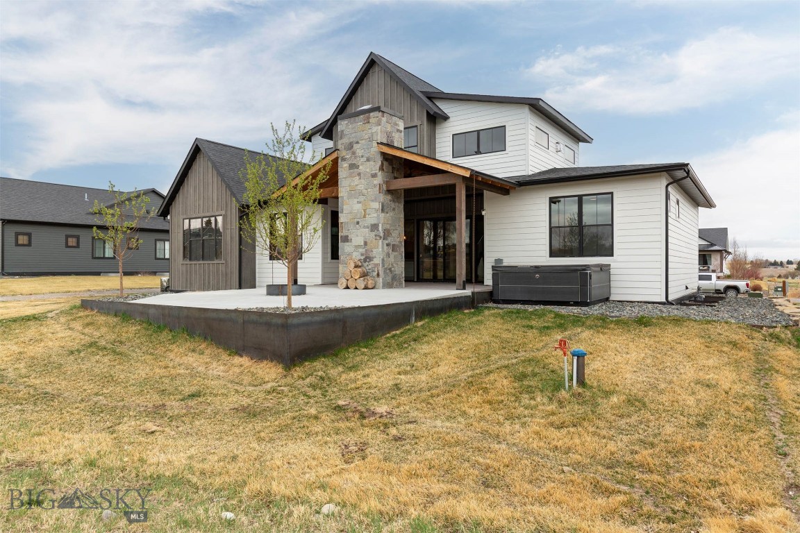 Amsterdam Village - Residential