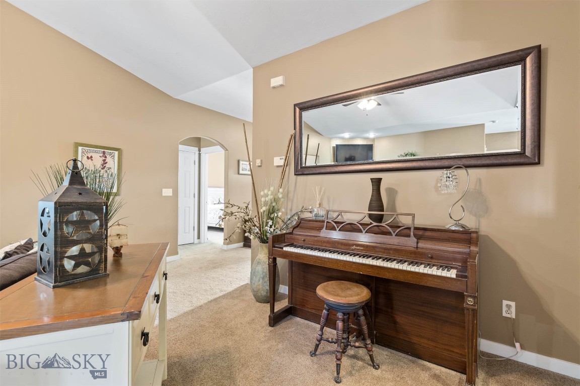 Bozeman, Montana 59718, United States, 3 Bedrooms Bedrooms, ,3 BathroomsBathrooms,Residential,Contingent,62692