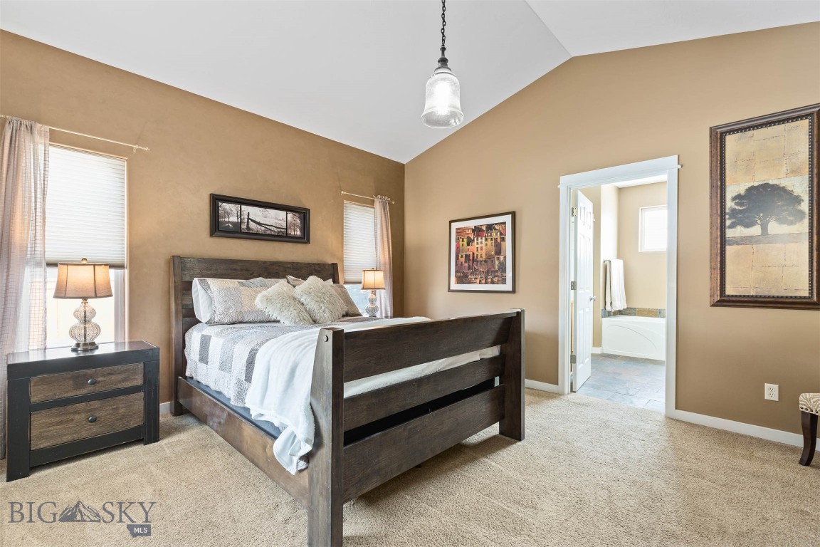 Bozeman, Montana 59718, United States, 3 Bedrooms Bedrooms, ,3 BathroomsBathrooms,Residential,Contingent,62692