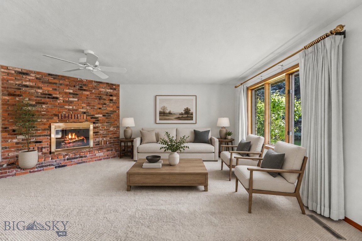 Woodbrook Townhome - Residential
