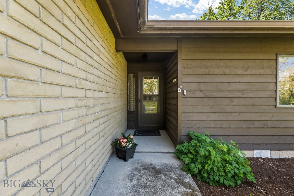 Woodbrook Townhome - Residential