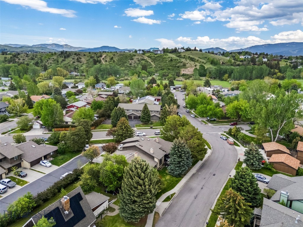 Woodbrook Townhome - Residential
